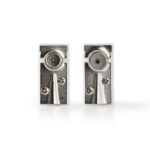 IEC (Coax) Connector | Gehoekt | Female / Male | Vernikkeld | 75 Ohm | Schroef | Diameter kabelinvoer: 7.0 mm | Metaal / Polyvinylchloride (PVC) | Wit | 2 Stuks | Doos